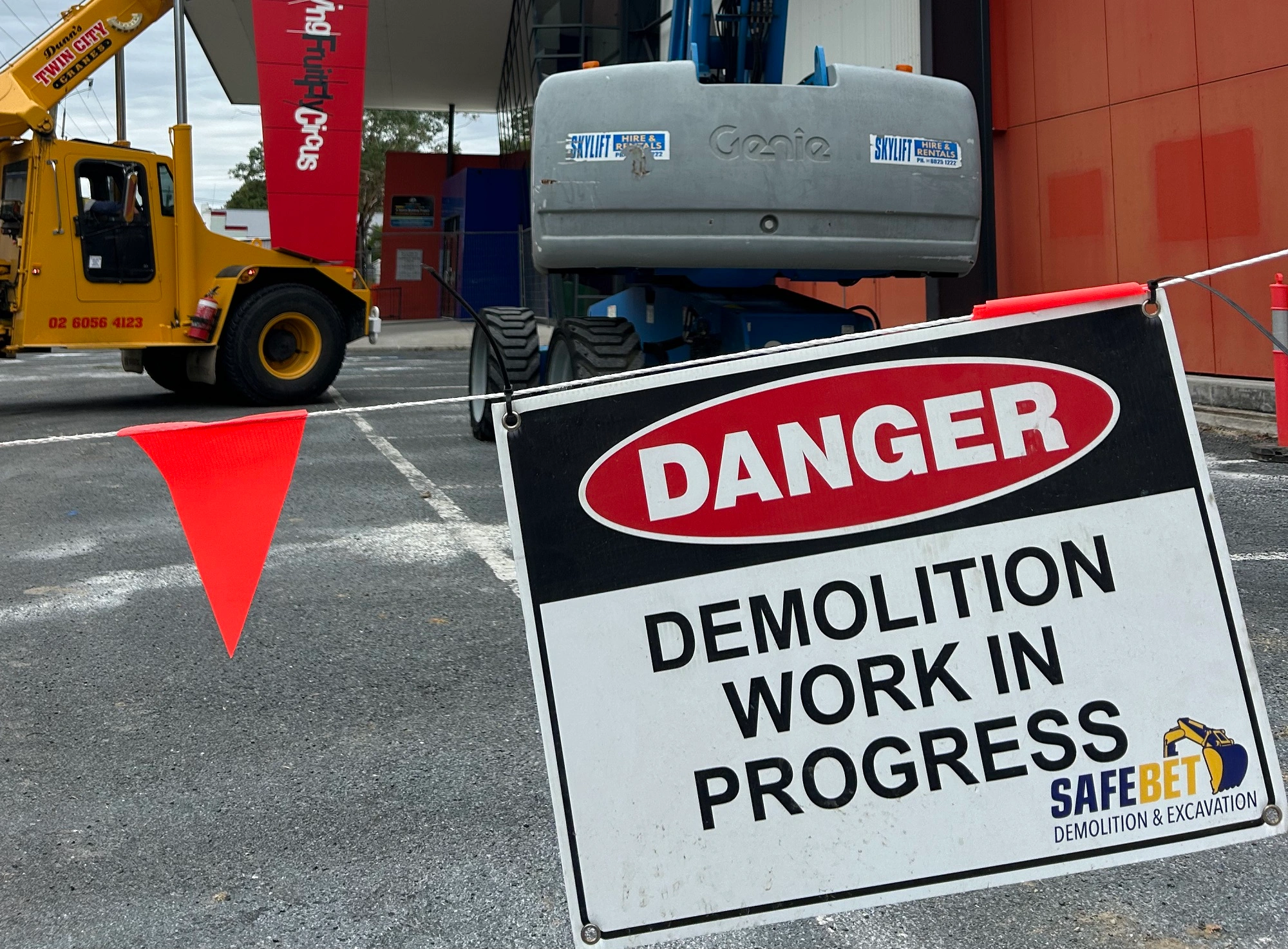 Most common demolition safety hazards and how to manage them